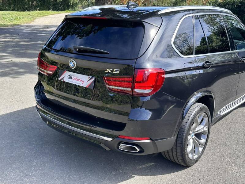 Polissage carrosserie One Step pour éliminer les micro-rayures sur un BMW X5 à Bazougers