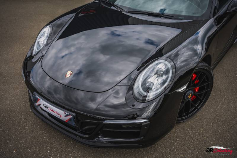 Polissage carrosserie, jantes et vitres et application d'un traitement céramique TITAN COATINGS sur une Porsche 911 991.2 Carrera GTS près de Saint Malo, Ille-et-Vilaine (35400)
